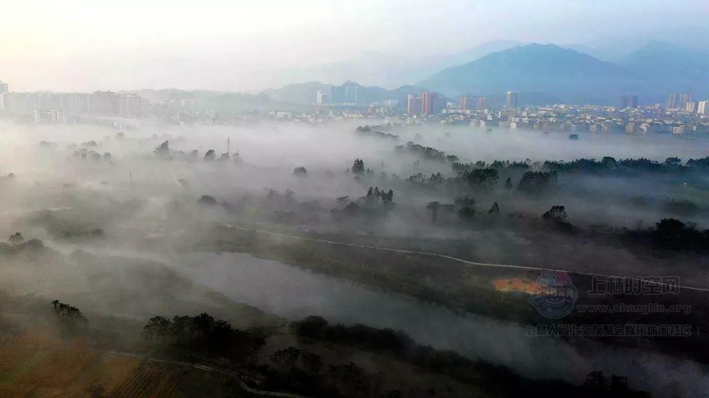 云南玉昆官博下午还在更新冬训动态，不到半个小时后落选准入名单