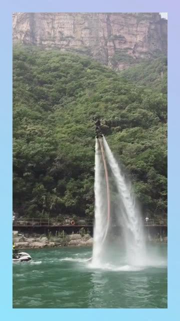 逃离太空站