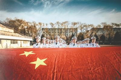 豆娃踢足球