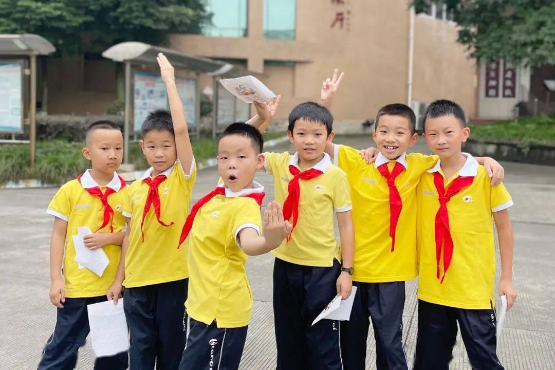 升空的愤怒奶奶